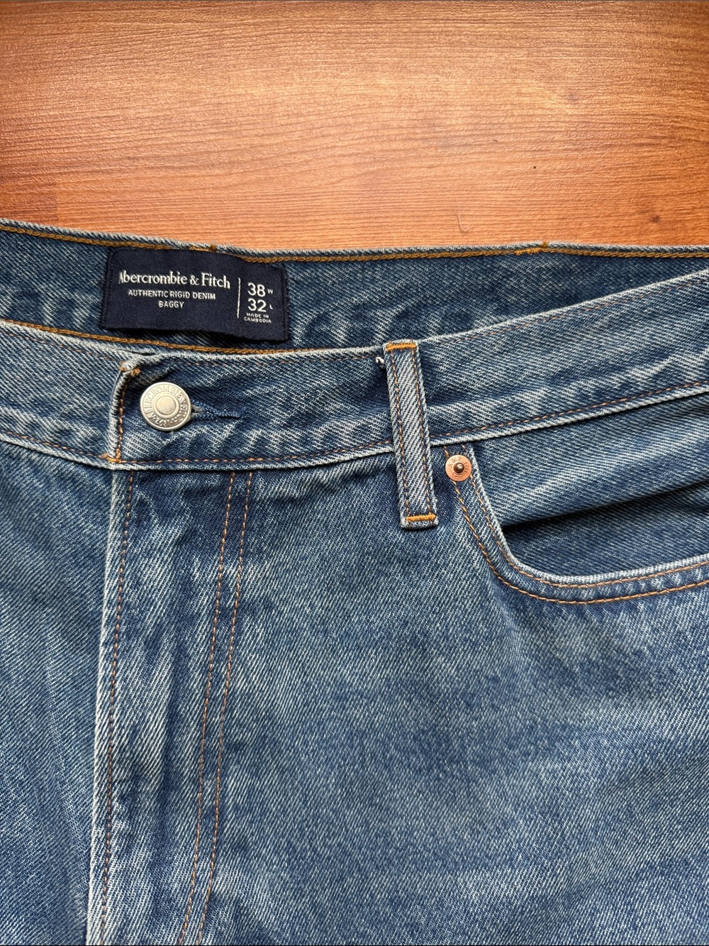 Abercrombie & Fitch Men's Authentic Rigid Denim Baggy Blue Jeans 38x32